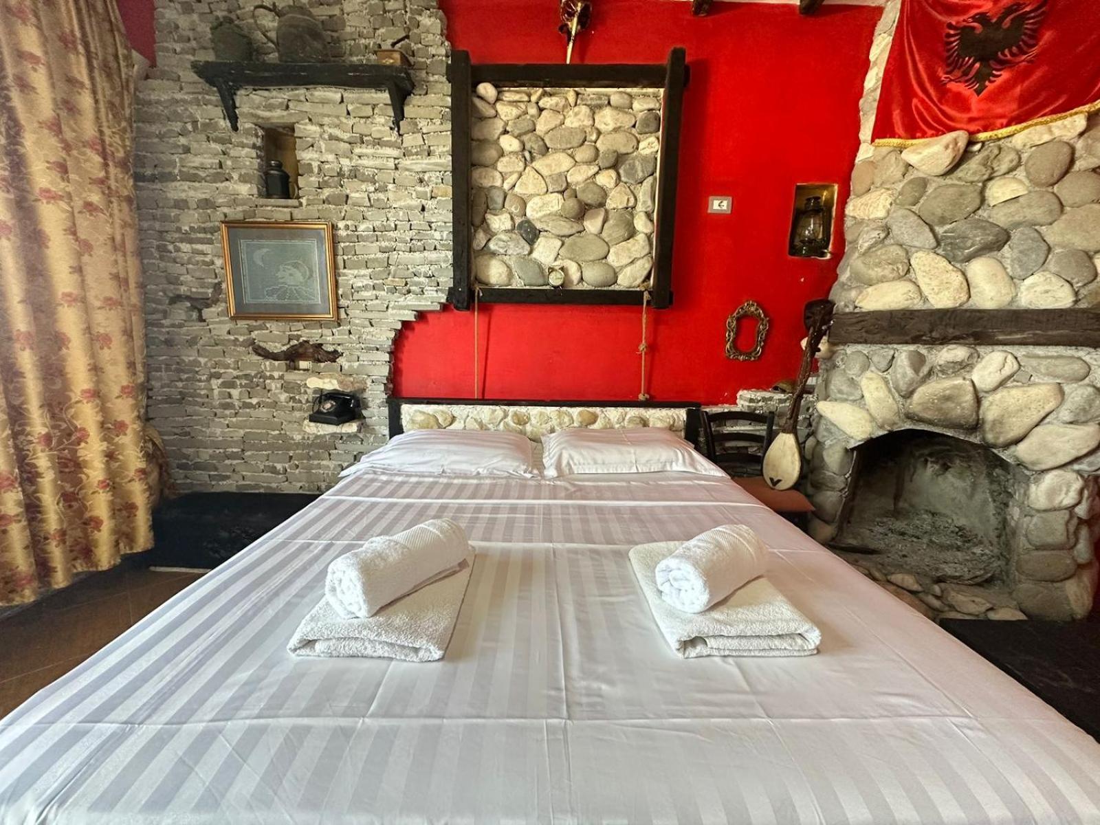 Hotel Vila "Oda E Miqve" Vlorë 外观 照片