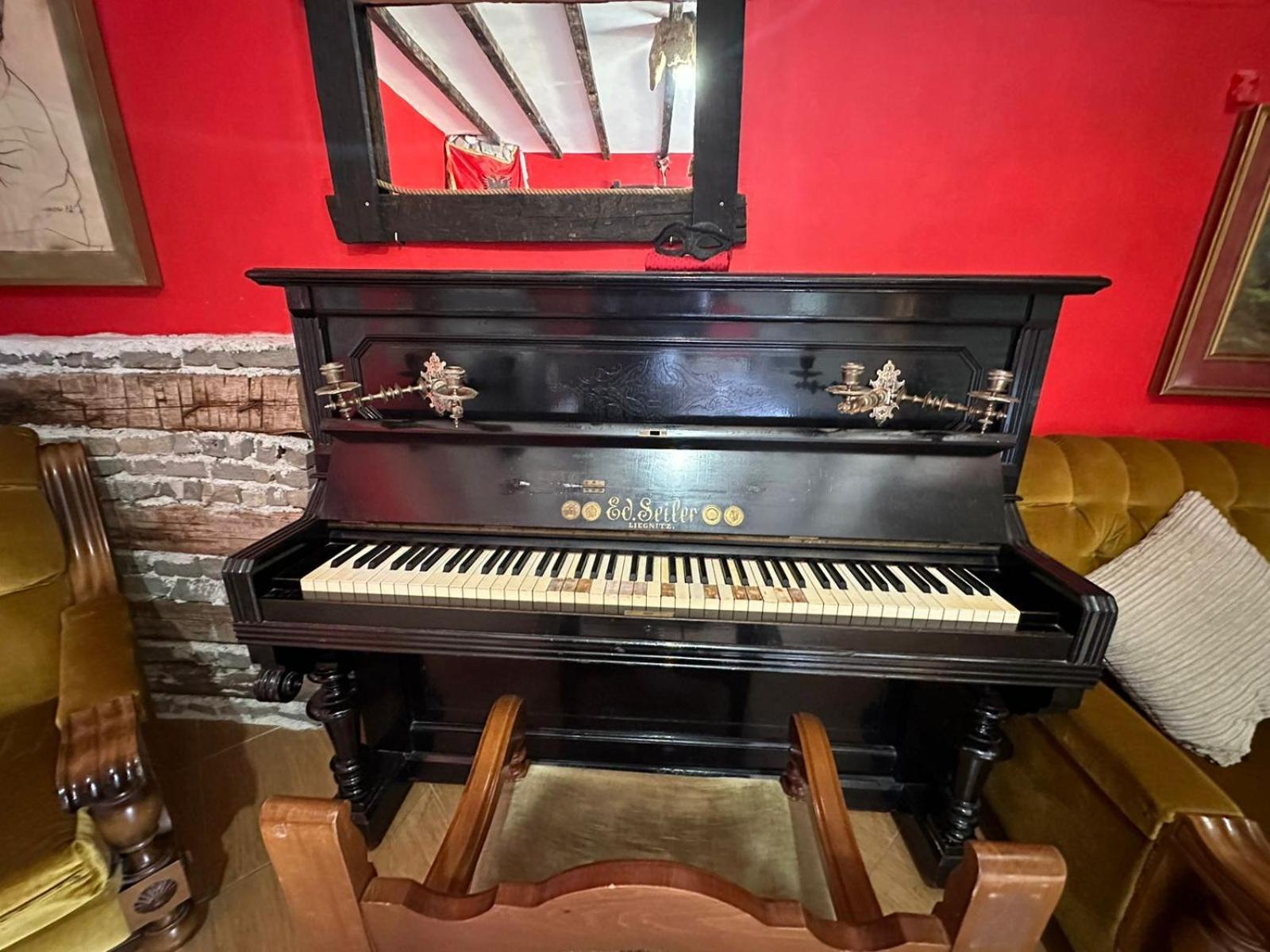 Hotel Vila "Oda E Miqve" Vlorë 外观 照片