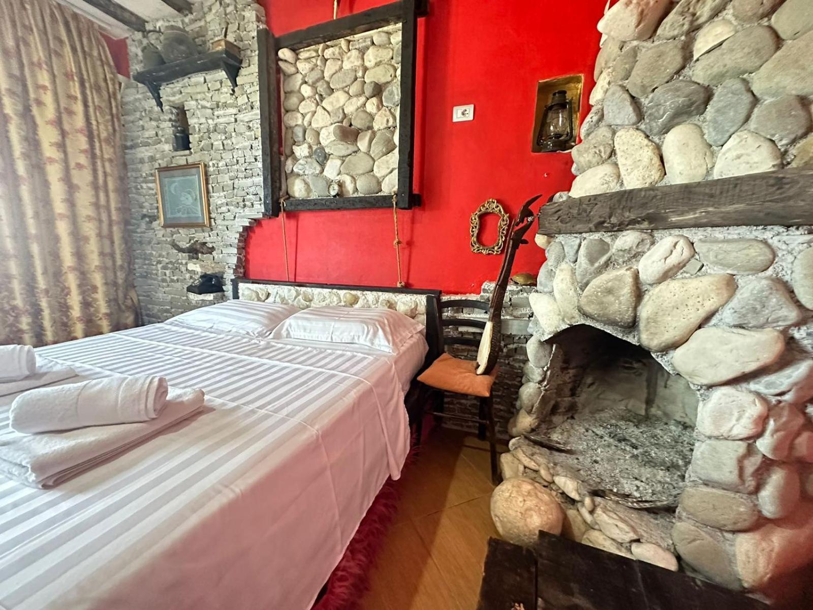 Hotel Vila "Oda E Miqve" Vlorë 外观 照片