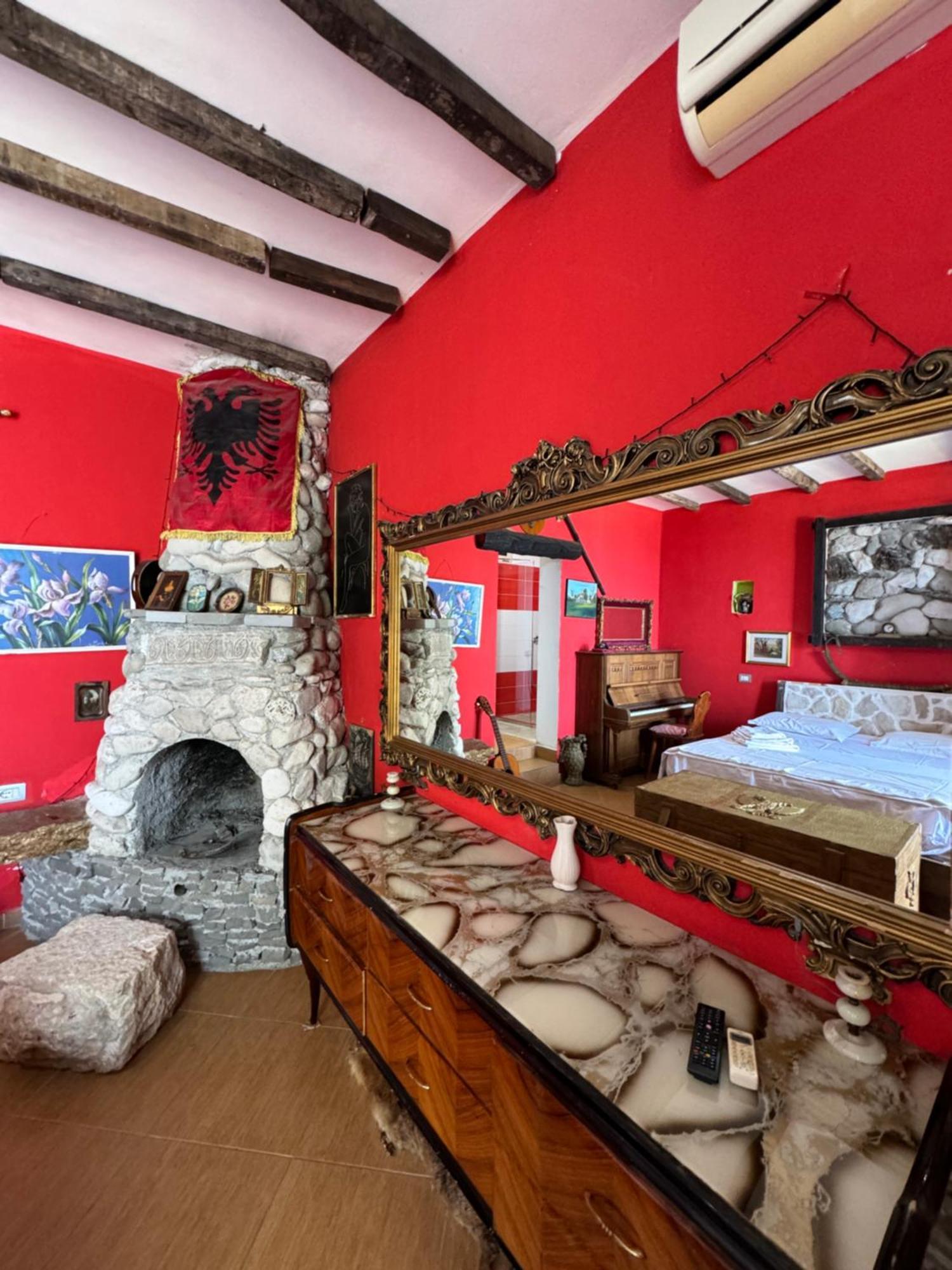 Hotel Vila "Oda E Miqve" Vlorë 外观 照片