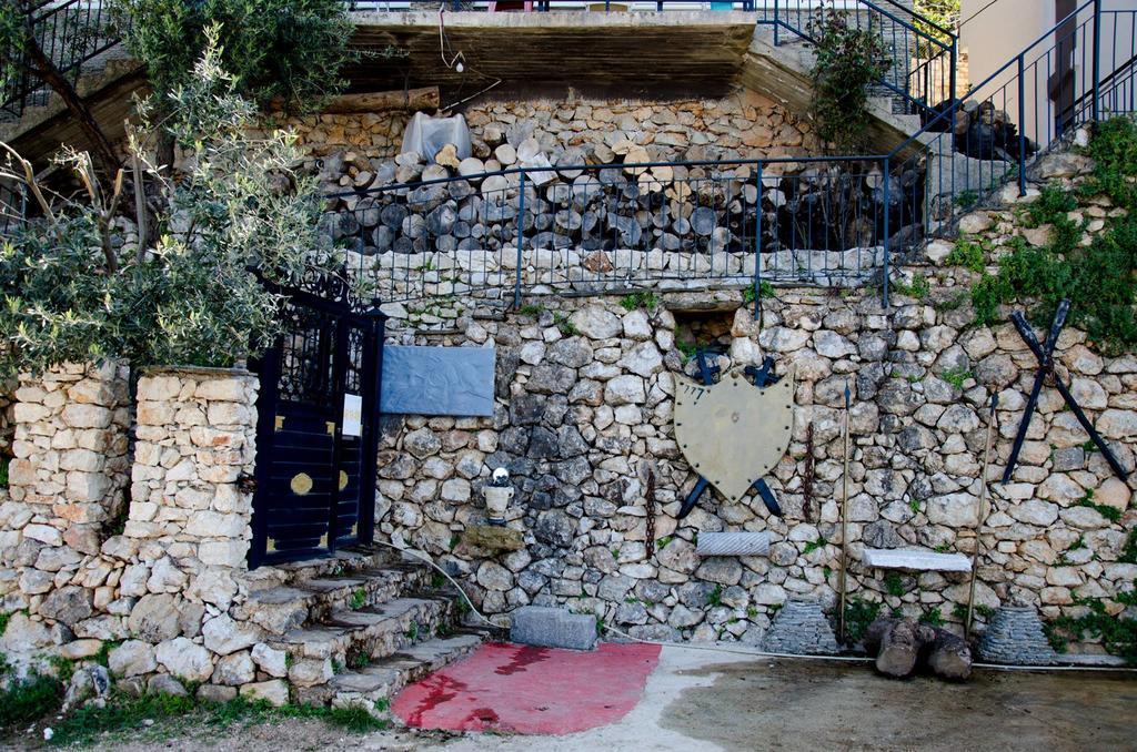 Hotel Vila "Oda E Miqve" Vlorë 外观 照片